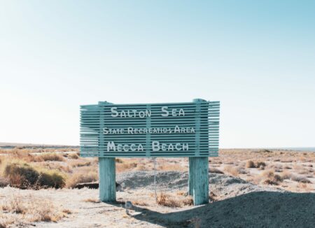 salton sea sign